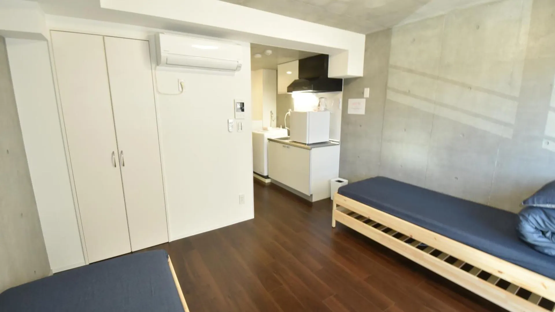 Enzo Iogi Apartman Tokió